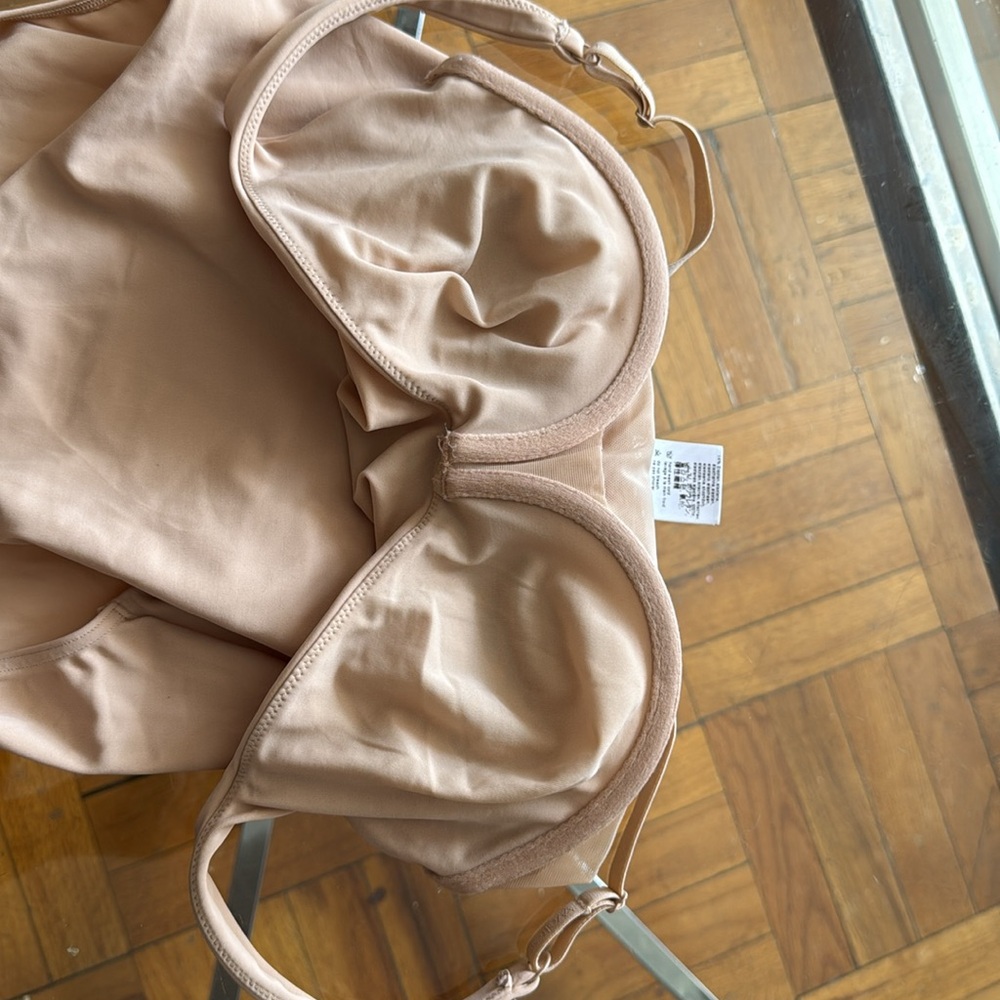 WOLFORD Sheer Touch Stretch Jersey Underwire Bodysuit - Women’s Size M/ B Cup - Picture 7 of 13